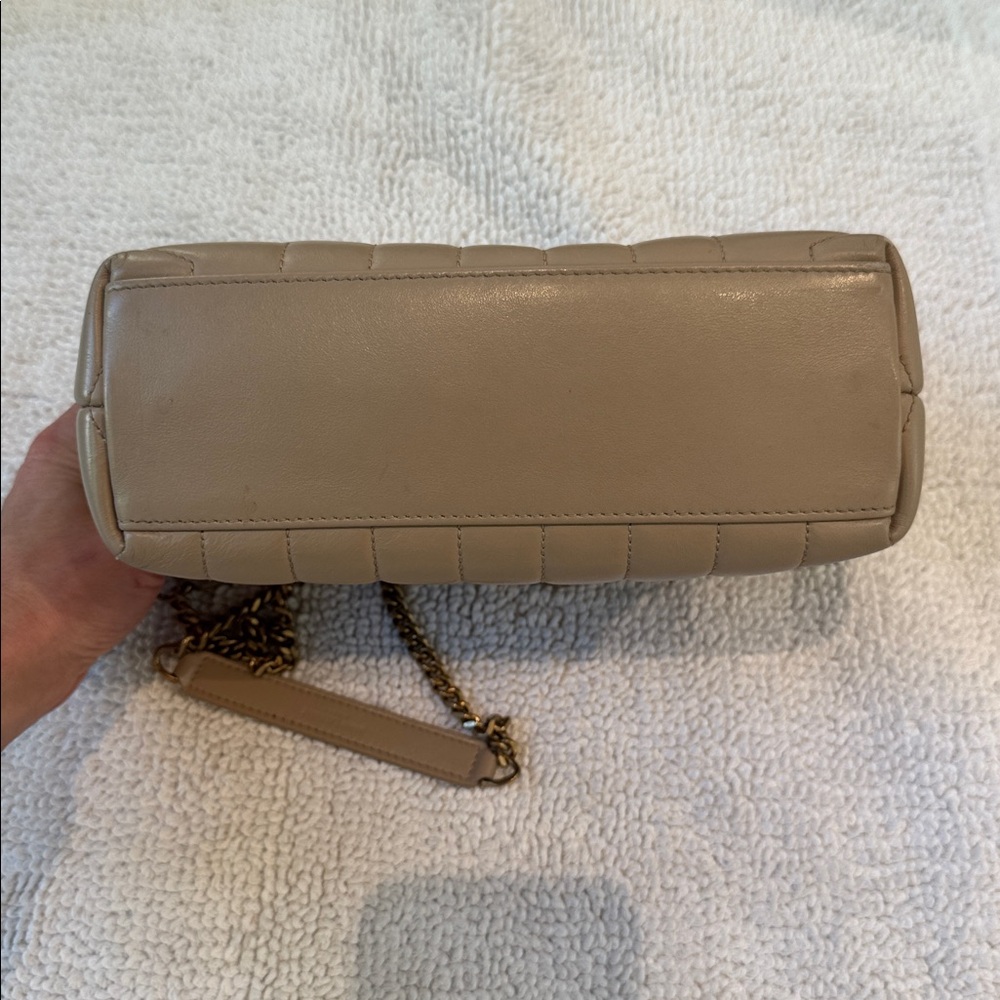 Yves Saint Laurent Tan Quilted Leather Chain Bag Lou Lou - Picture 3 of 7